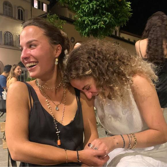 Meet your Posher, Sabine - Picture 1 of 1